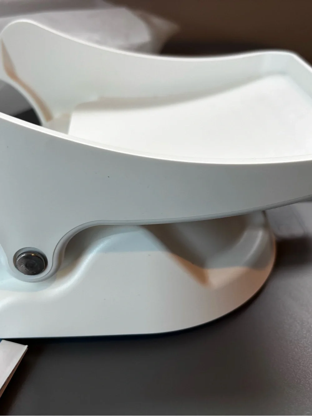 White Plastic Suction Bathroom Foot Rest